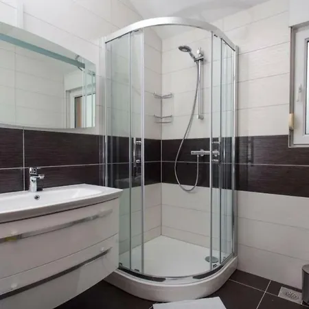 Luxury Marija & Childfriendly 1 *